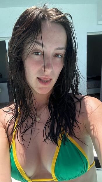 Full leaked Oihana private onlyfans photo