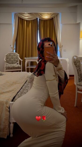 Full leaked Oklinfia private onlyfans photo