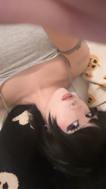 Full leaked Okneesuh page private onlyfans photo