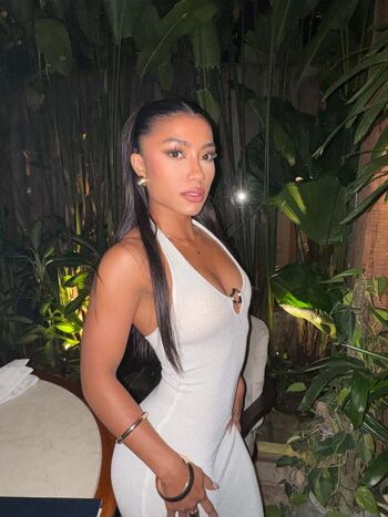 Full leaked Okyyoliviaa private onlyfans photo