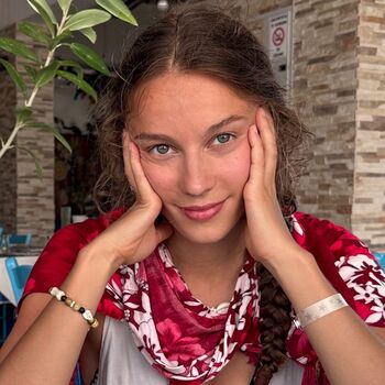 Full leaked Olaczka private onlyfans photo