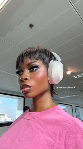 Full leaked Olandria carthen page private onlyfans photo