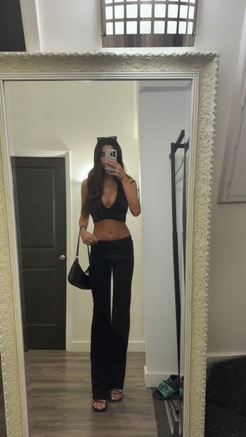 Full leaked Olivia alves private onlyfans photo