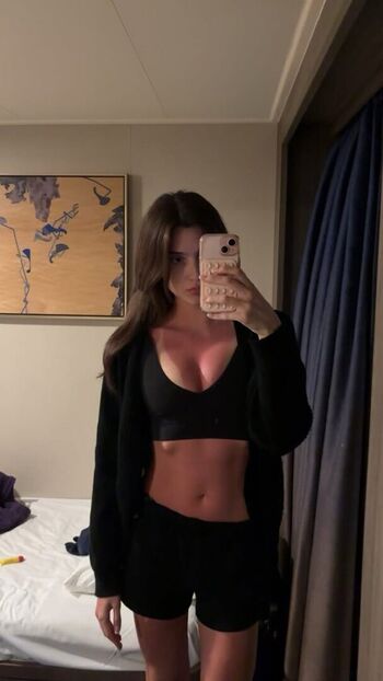 Full leaked Olivia alves private onlyfans photo