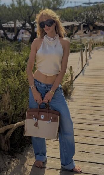 Full leaked Olivia attwood private onlyfans photo