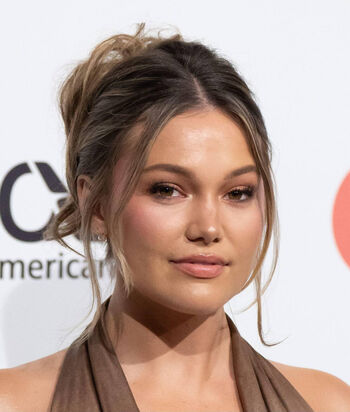 Olivia Holt