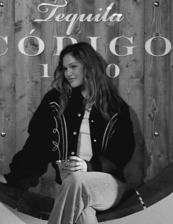 Full leaked Olivia holt private onlyfans photo