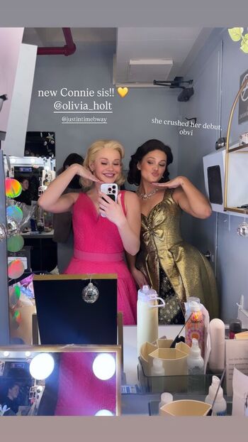 Full leaked Olivia holt page private onlyfans photo
