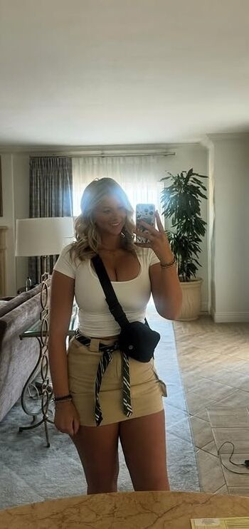 Full leaked Olivia kuehner page private onlyfans photo
