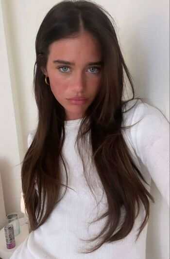 Full leaked Olivia neill private onlyfans photo