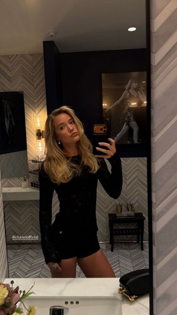 Full leaked Olivia ponton private onlyfans photo