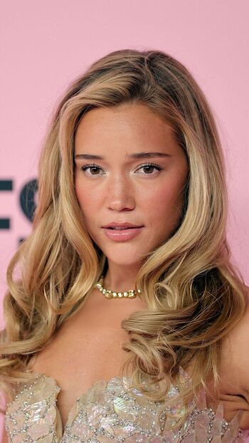 Full leaked Olivia ponton private onlyfans photo