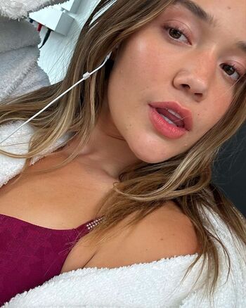 Full leaked Olivia ponton private onlyfans photo