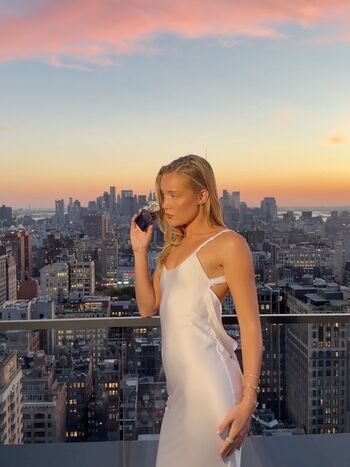 Full leaked Olivia ponton private onlyfans photo