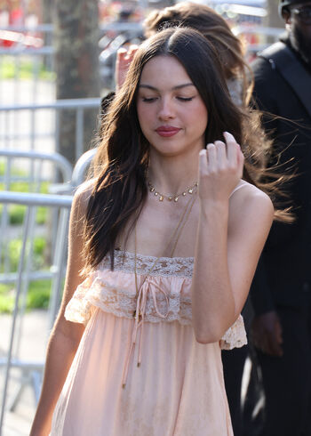 Full leaked Olivia rodrigo  page private onlyfans photo