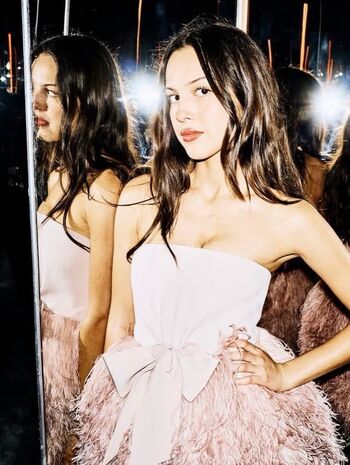 Full leaked Olivia rodrigo  page private onlyfans photo