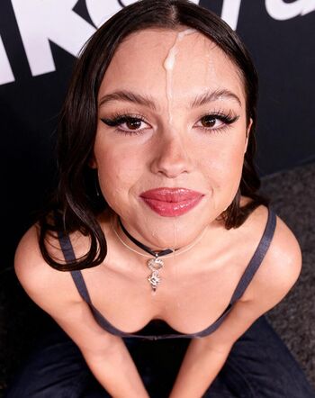 Full leaked Olivia rodrigo  page private onlyfans photo