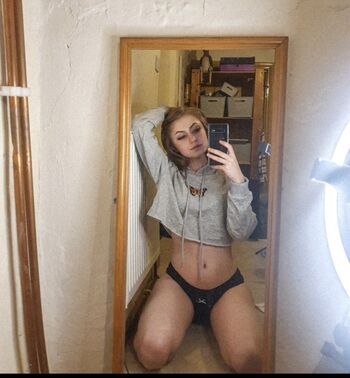 Full leaked Olivia tucker private onlyfans photo