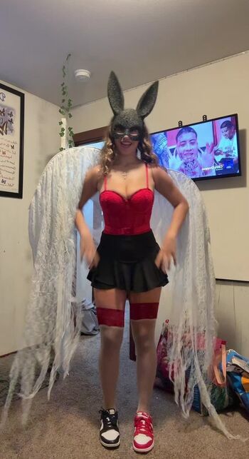Full leaked Oliviax private onlyfans photo