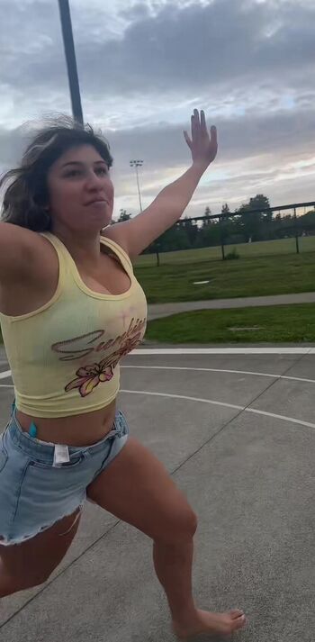 Full leaked Oliviax private onlyfans photo