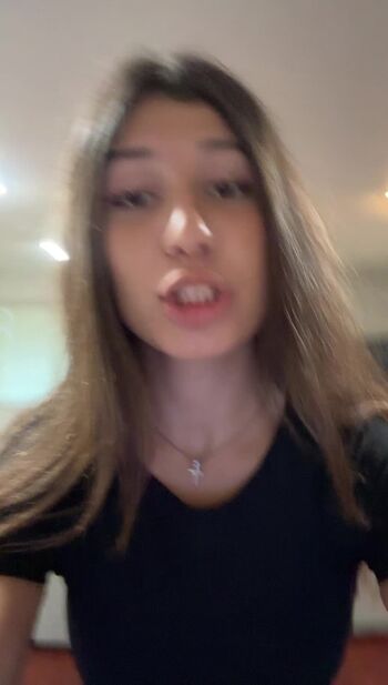 Full leaked Oliviax private onlyfans photo