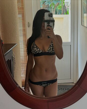 Full leaked Oliviafairy private onlyfans photo