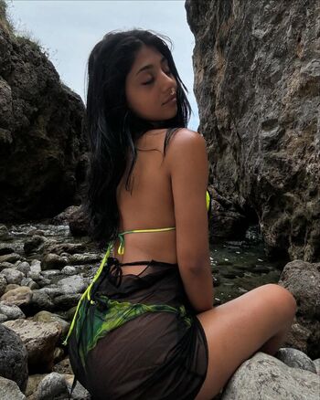 Full leaked Oliviafairy private onlyfans photo