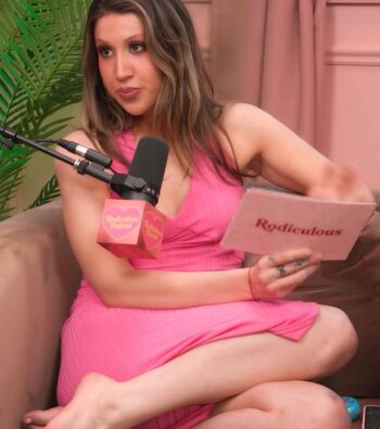 Full leaked Olivialopes private onlyfans photo