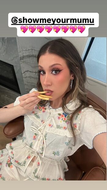 Full leaked Olivialopes private onlyfans photo