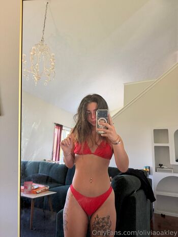 Full leaked Oliviaoakleyy private onlyfans photo