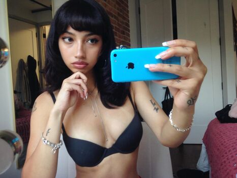 Full leaked Oliviaraynn private onlyfans photo