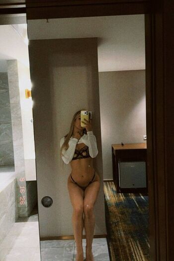 Full leaked Ollechka private onlyfans photo