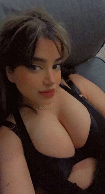 Full leaked Omglove private onlyfans photo