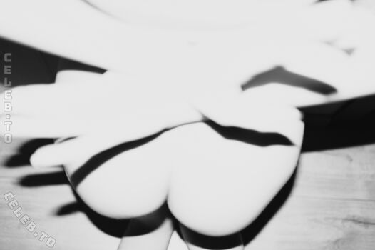 Full leaked Omletik private onlyfans photo