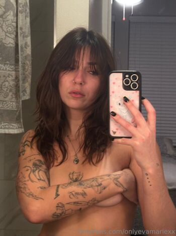 Full leaked Onlyevamariexx private onlyfans photo