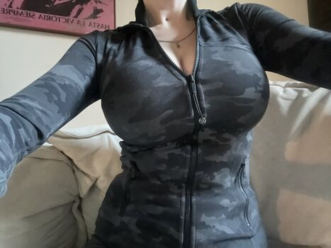 Full leaked Onlyzaboomafoo private onlyfans photo