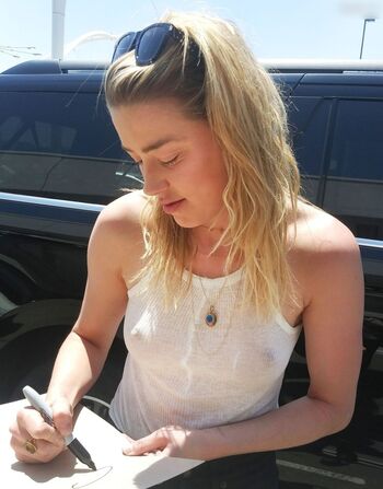 Full leaked Oops international private onlyfans photo