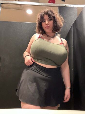 Full leaked Oopsmollie private onlyfans photo