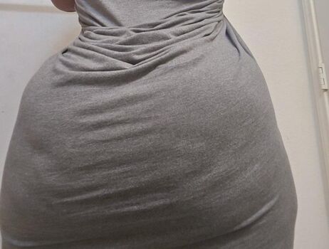 Full leaked Ouchmyboob private onlyfans photo