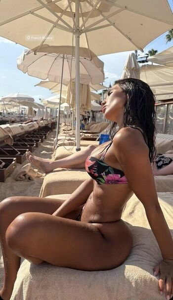 Full leaked Ouksi page private onlyfans photo