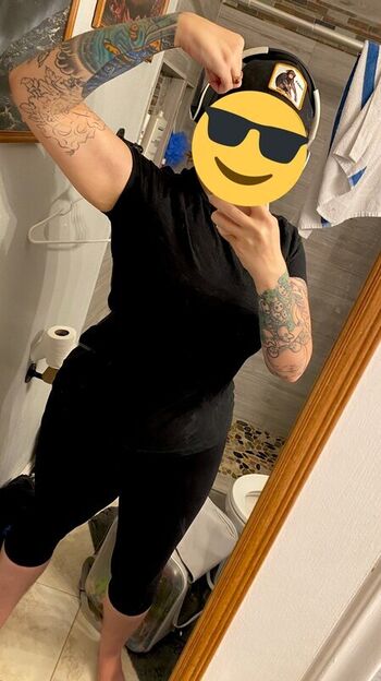 Full leaked Overezeggs private onlyfans photo