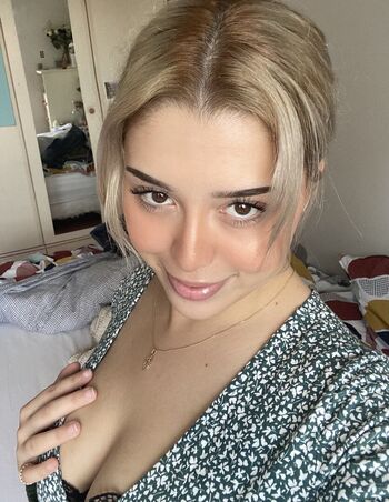 Oyarien Mym