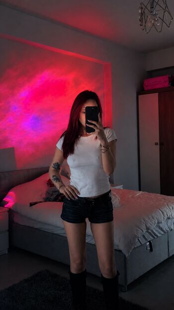 Full leaked Oz basak private onlyfans photo