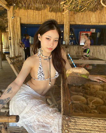 Full leaked Ozarayau private onlyfans photo