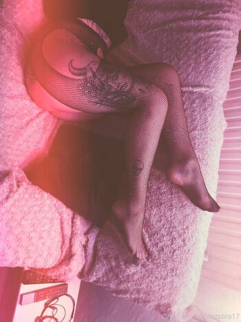 Full leaked Ozzora private onlyfans photo