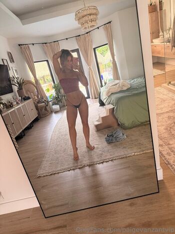 Paige Vanzant