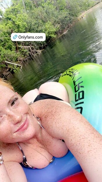 Full leaked Paigehenne  page private onlyfans photo