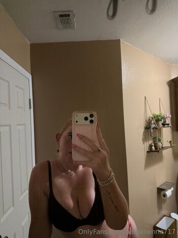 Full leaked Paigehenne private onlyfans photo