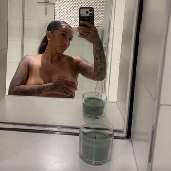 Full leaked Paigey cakey private onlyfans photo