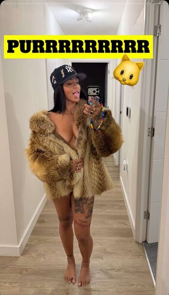 Full leaked Paigeycakey private onlyfans photo